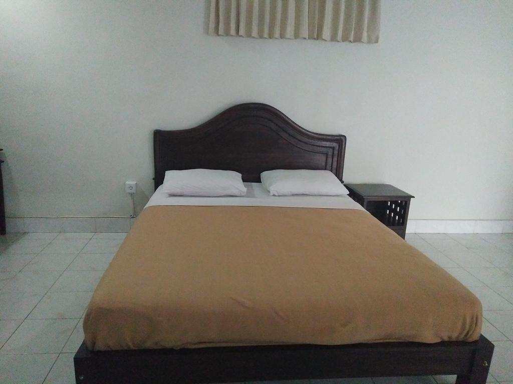 Made House Homestay And Dormitory Sanur  Exterior photo
