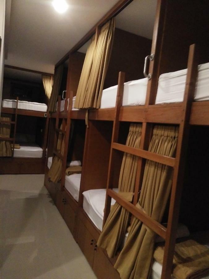 Made House Homestay And Dormitory Sanur  Exterior photo