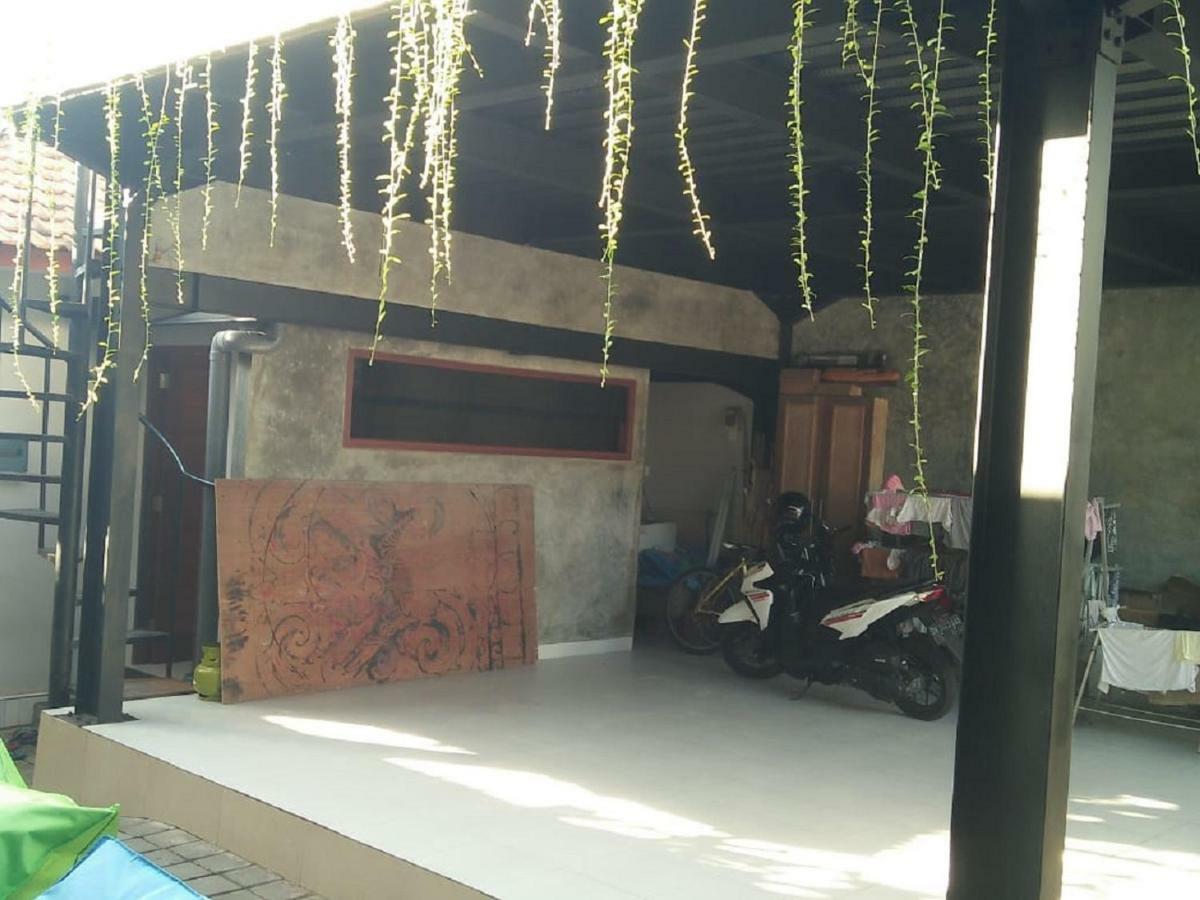 Made House Homestay And Dormitory Sanur  Exterior photo